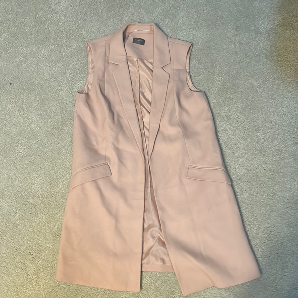 Coat no sleeves unworn - Picture 1 of 1